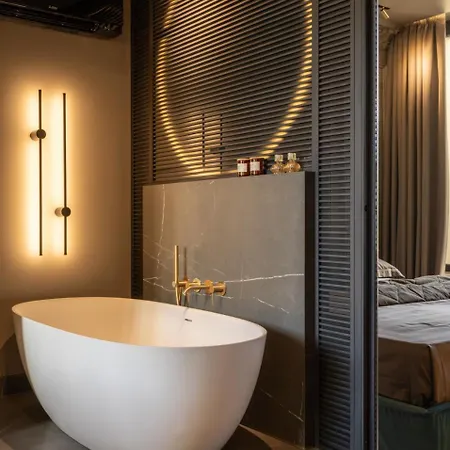 Heart Of City Luxury فندق *
